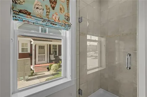 38 Greene Street East Greenwich RI 02818