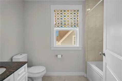 38 Greene Street East Greenwich RI 02818