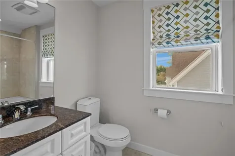 38 Greene Street East Greenwich RI 02818