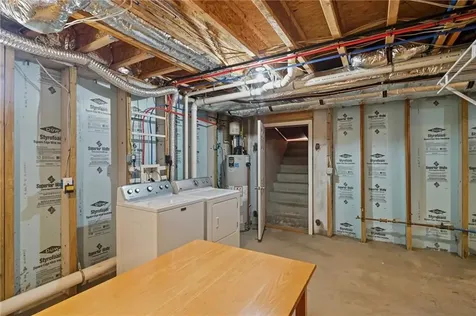 38 Greene Street East Greenwich RI 02818