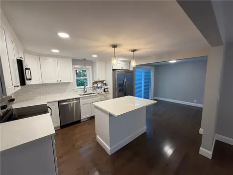 65 Angus Street Coventry RI 02816