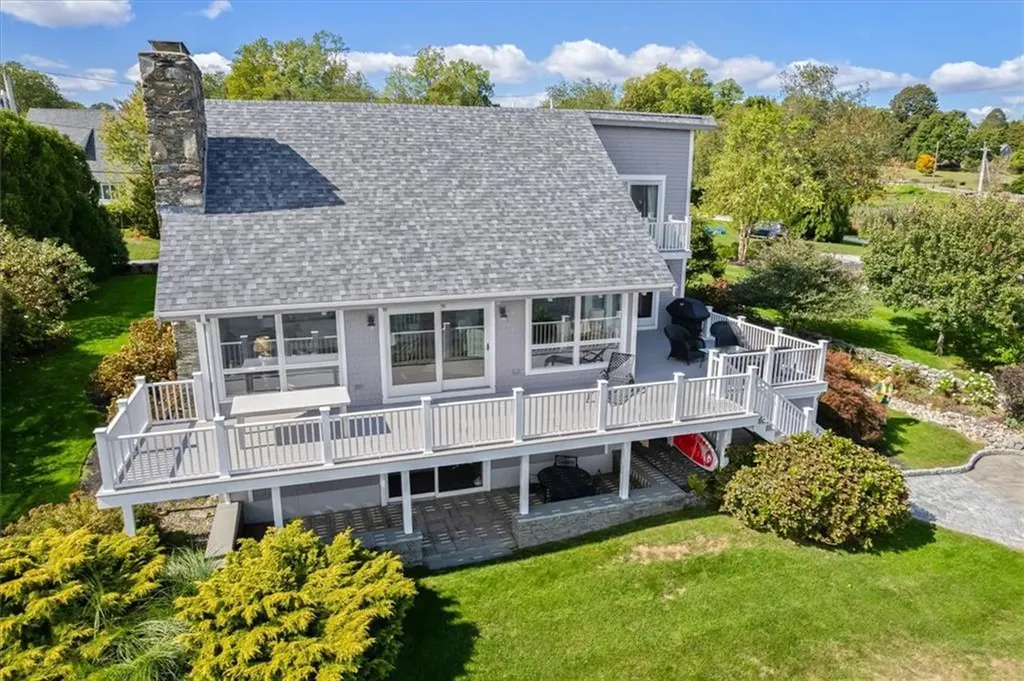 90 Macomber Lane Portsmouth RI 02871