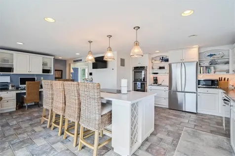 90 Macomber Lane Portsmouth RI 02871