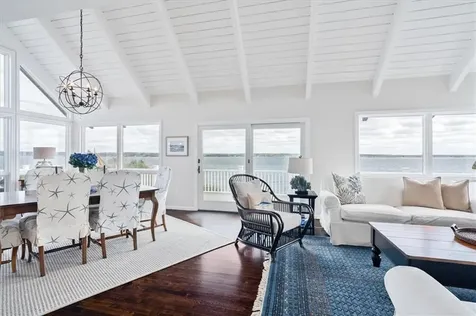 90 Macomber Lane Portsmouth RI 02871