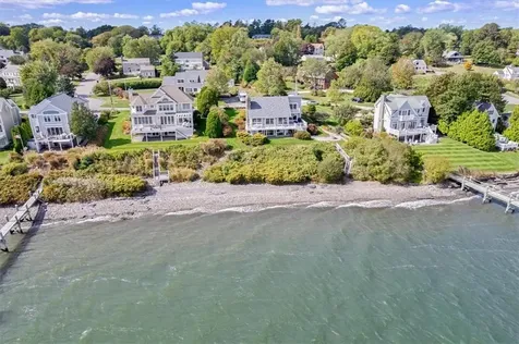 90 Macomber Lane Portsmouth RI 02871