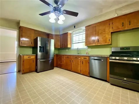 162 Keach Pond Drive Glocester RI 02814