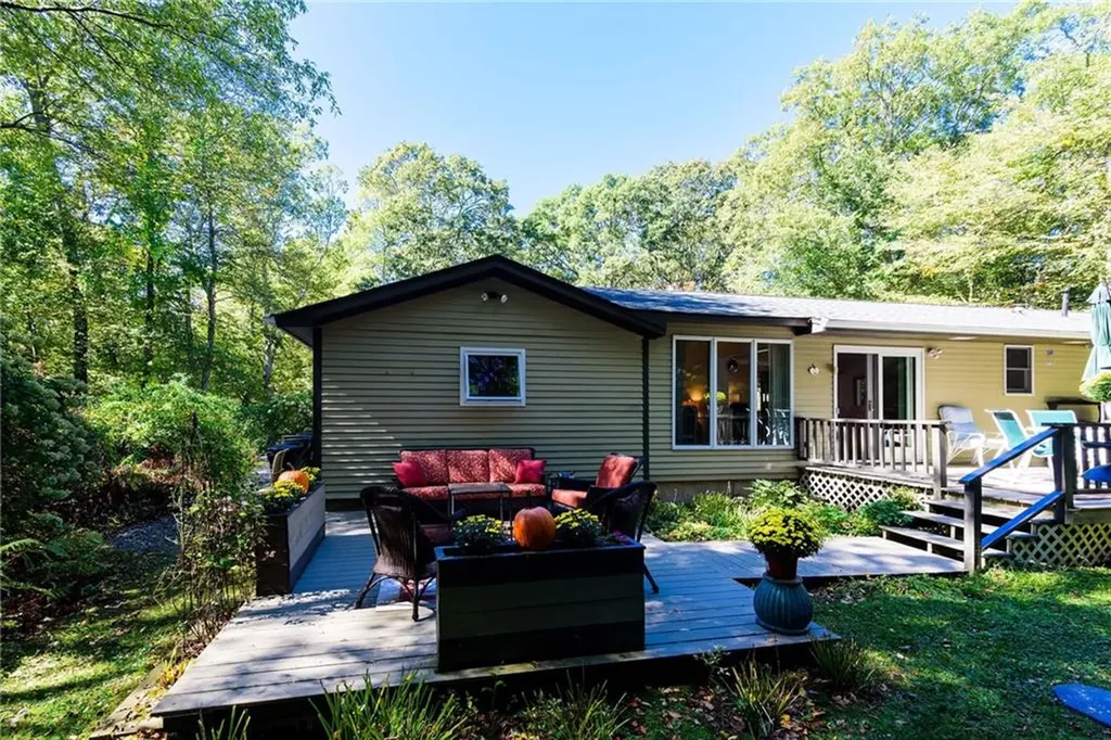 18 Bayberry Lane Charlestown RI 02813