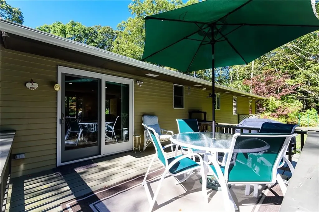 18 Bayberry Lane Charlestown RI 02813
