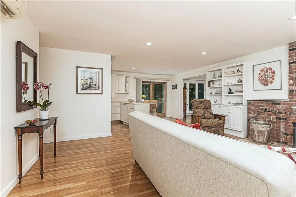 18 Bayberry Lane Charlestown RI 02813