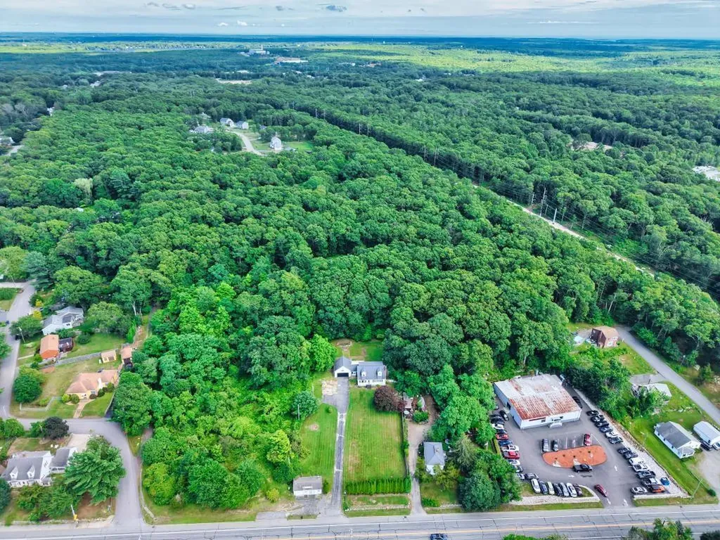 898 Main Road Tiverton RI 02878
