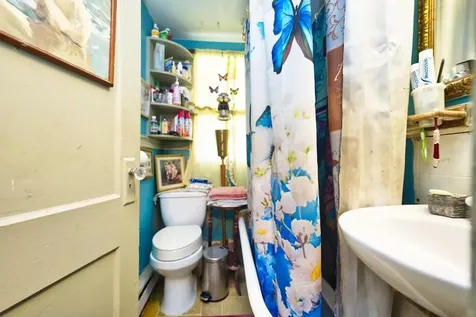 898 Main Road Tiverton RI 02878