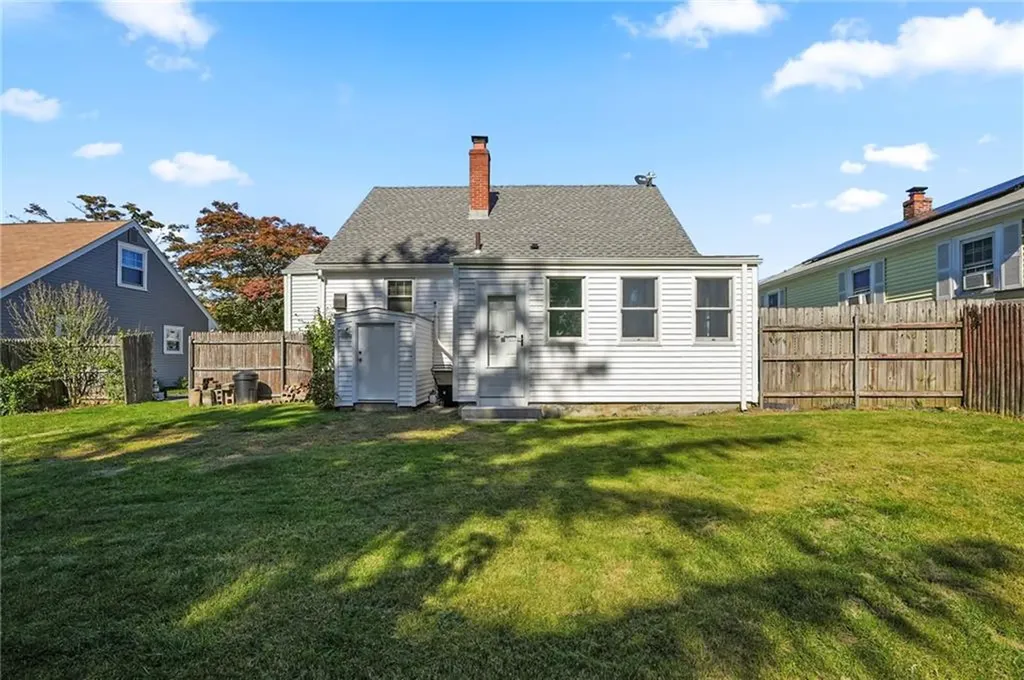 87 Vincent Avenue East Providence RI 02914