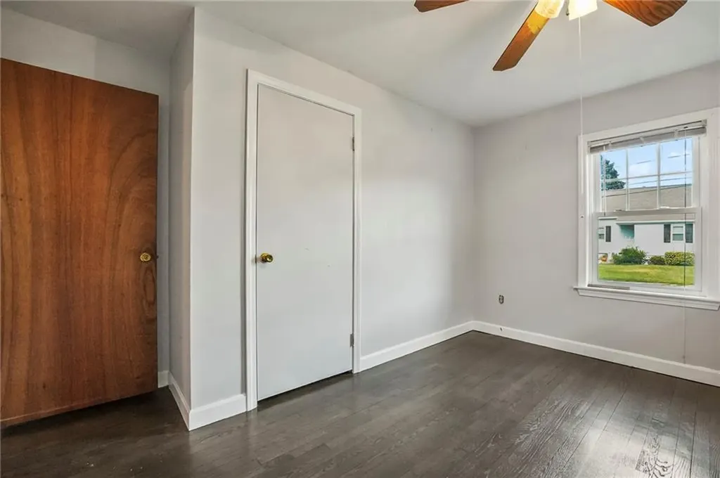 87 Vincent Street East Providence RI 02914