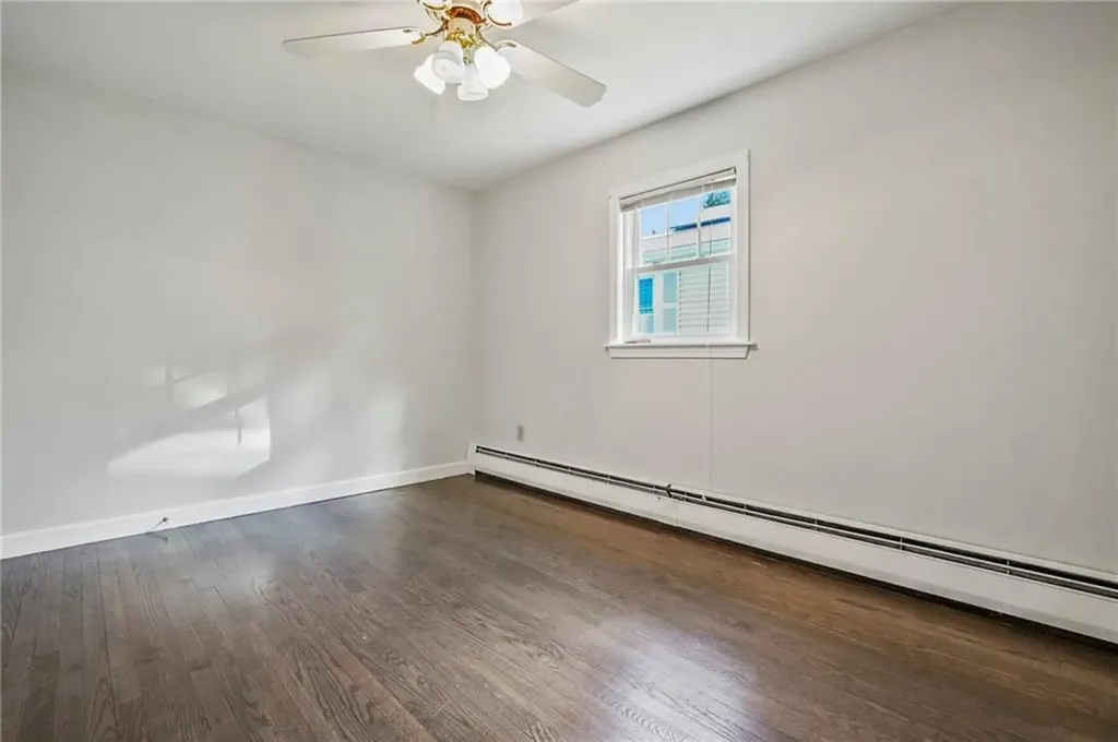 87 Vincent Avenue East Providence RI 02914