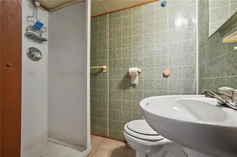 87 Vincent Street East Providence RI 02914