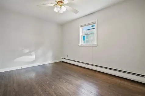 87 Vincent Street East Providence RI 02914