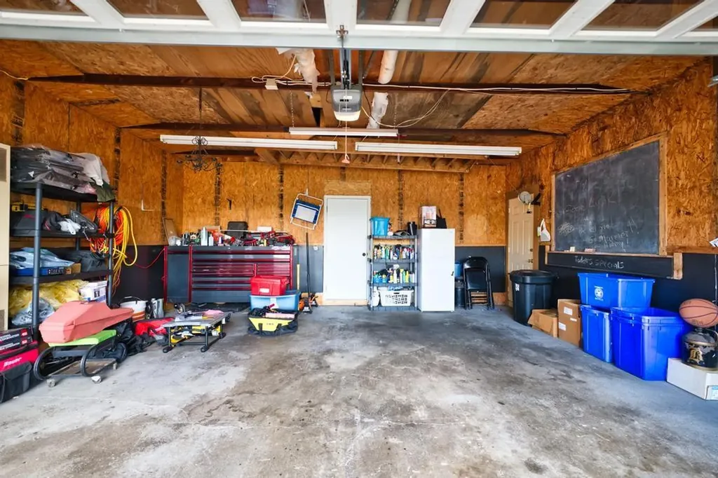 894 896 Main Road Tiverton RI 02878