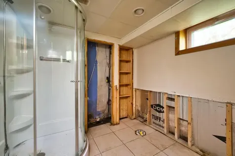 894 Main Road Tiverton RI 02878