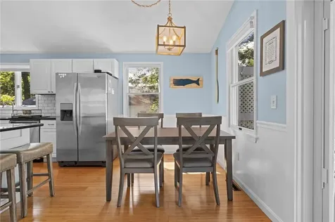 110 Winsor Avenue North Kingstown RI 02852