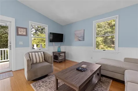 110 Winsor Avenue North Kingstown RI 02852