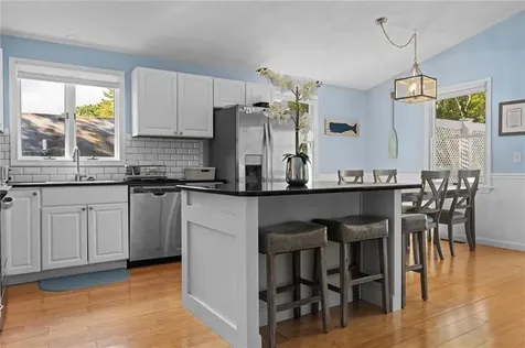 110 Winsor Avenue North Kingstown RI 02852