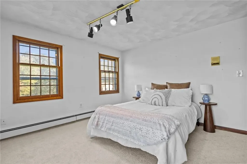 22 Briarwood Road Lincoln RI 02865