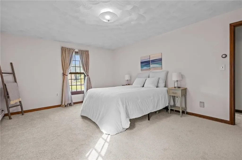 22 Briarwood Road Lincoln RI 02865