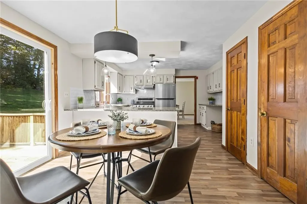 22 Briarwood Road Lincoln RI 02865