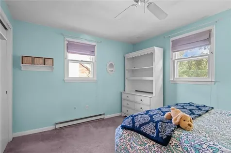 121 Spice Bush Trail Narragansett RI 02882