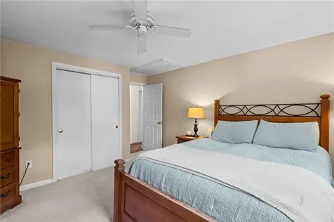 121 Spice Bush Trail Narragansett RI 02882