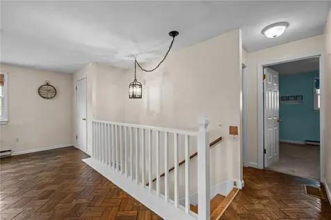 121 Spice Bush Trail Narragansett RI 02882