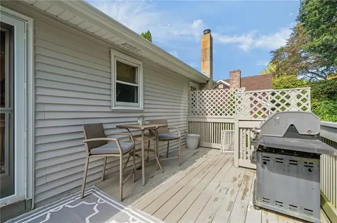 121 Spice Bush Trail Narragansett RI 02882