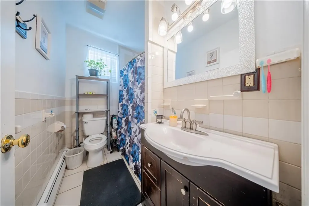 827 Atwells Avenue Providence RI 02909