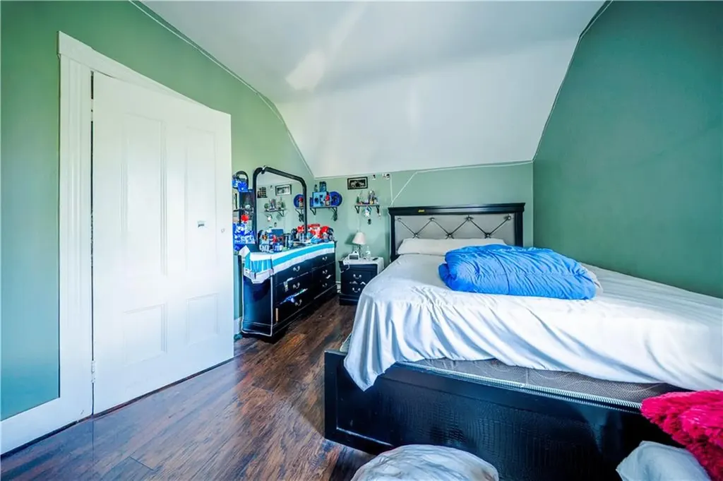827 Atwells Avenue Providence RI 02909