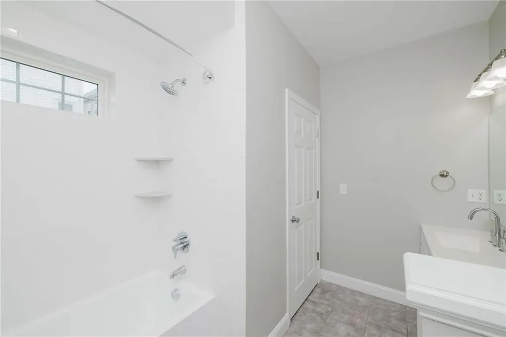 7 Pequot Street Providence RI 02903