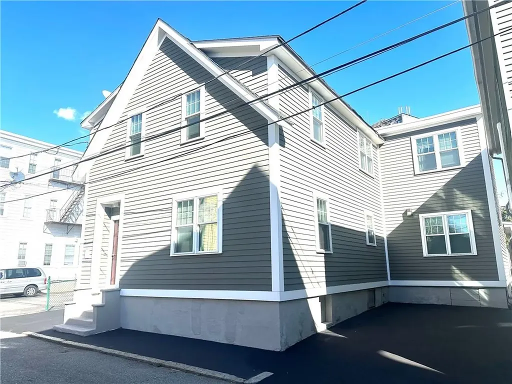 7 Pequot Street Providence RI 02903