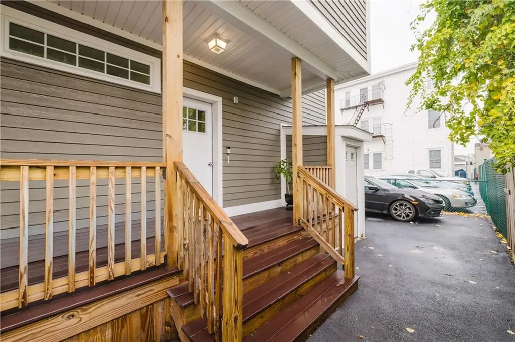 7 Pequot Street Providence RI 02903