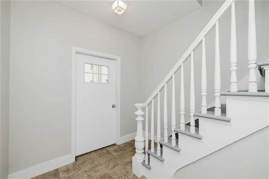 7 Pequot Street Providence RI 02903