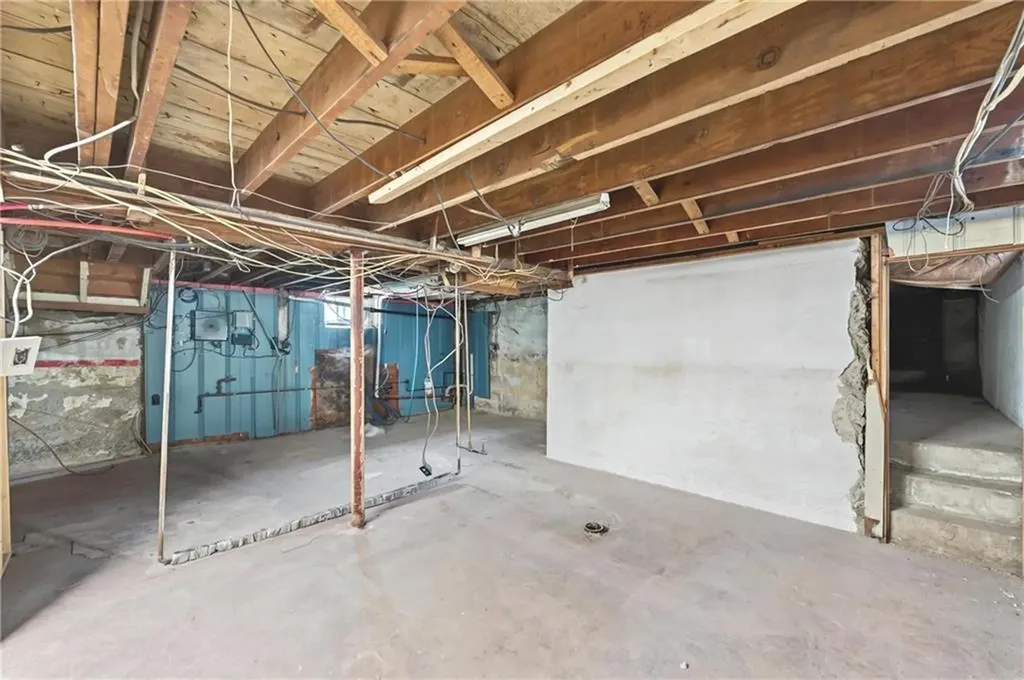 94 Waller Street Providence RI 02908