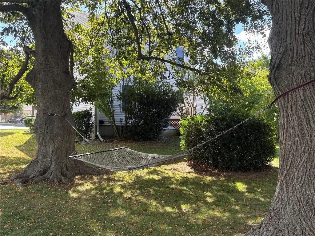 65 Maple Avenue Middletown RI 02842