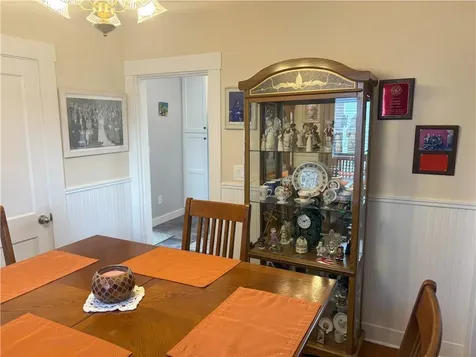 65 Maple Avenue Middletown RI 02842