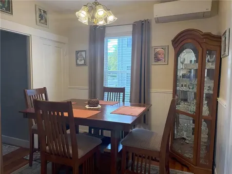 65 Maple Avenue Middletown RI 02842