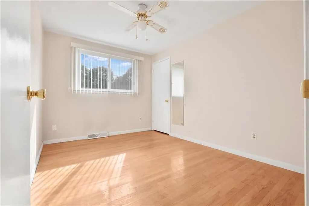 61 Ebony Drive Warwick RI 02818