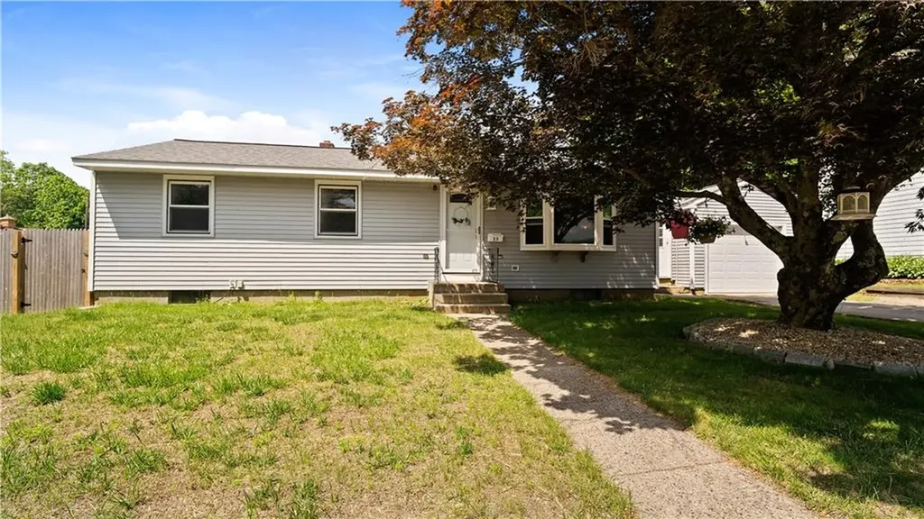 35 Meredith Drive Coventry RI 02816