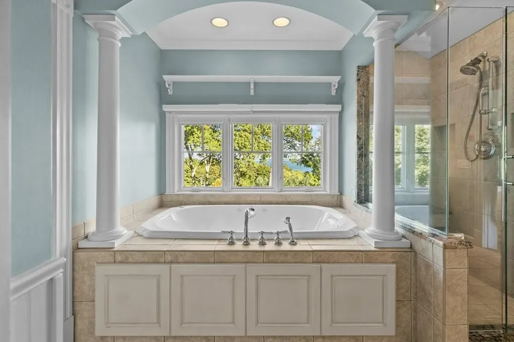 159 Aldrich Avenue Warwick RI 02889