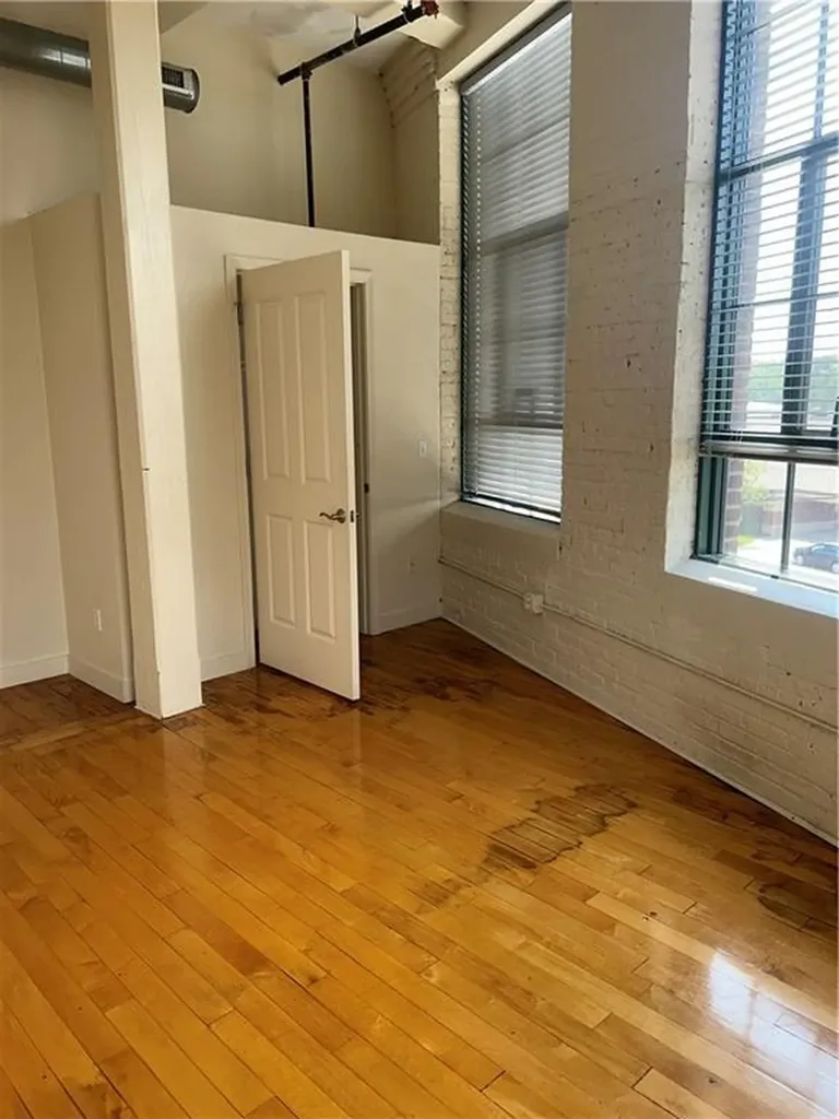 20 Newman Avenue East Providence RI 02916