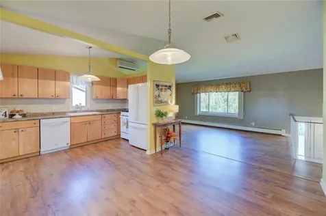 25 Woodcrest Drive Johnston RI 02919