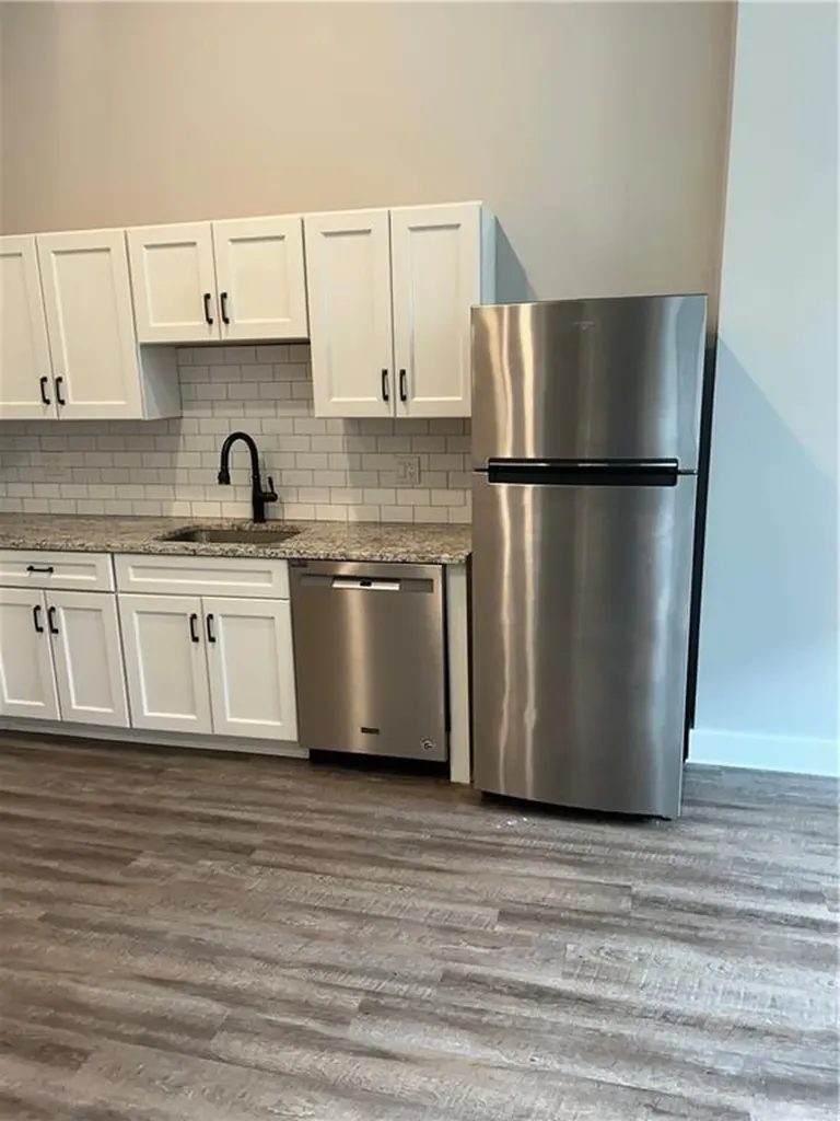 18 Spruce Street Providence RI 02903