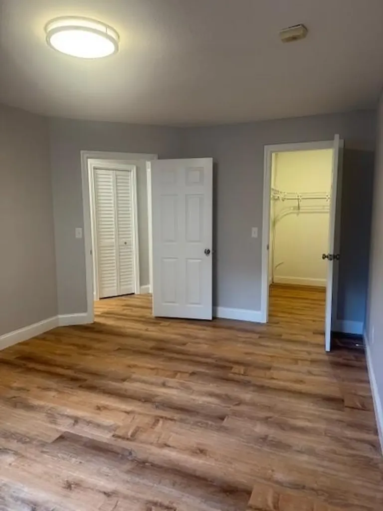 65 Oaklawn Avenue Cranston RI 02920