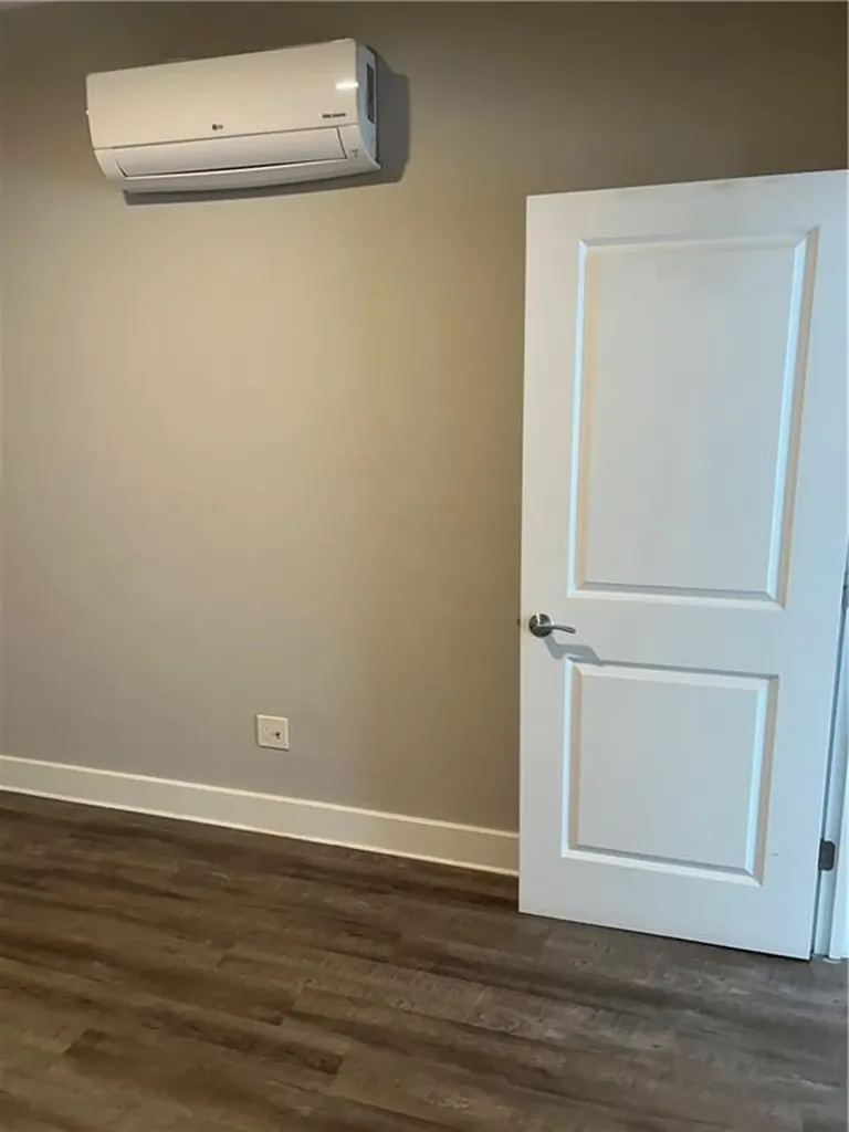128 Dean Street Providence RI 02903